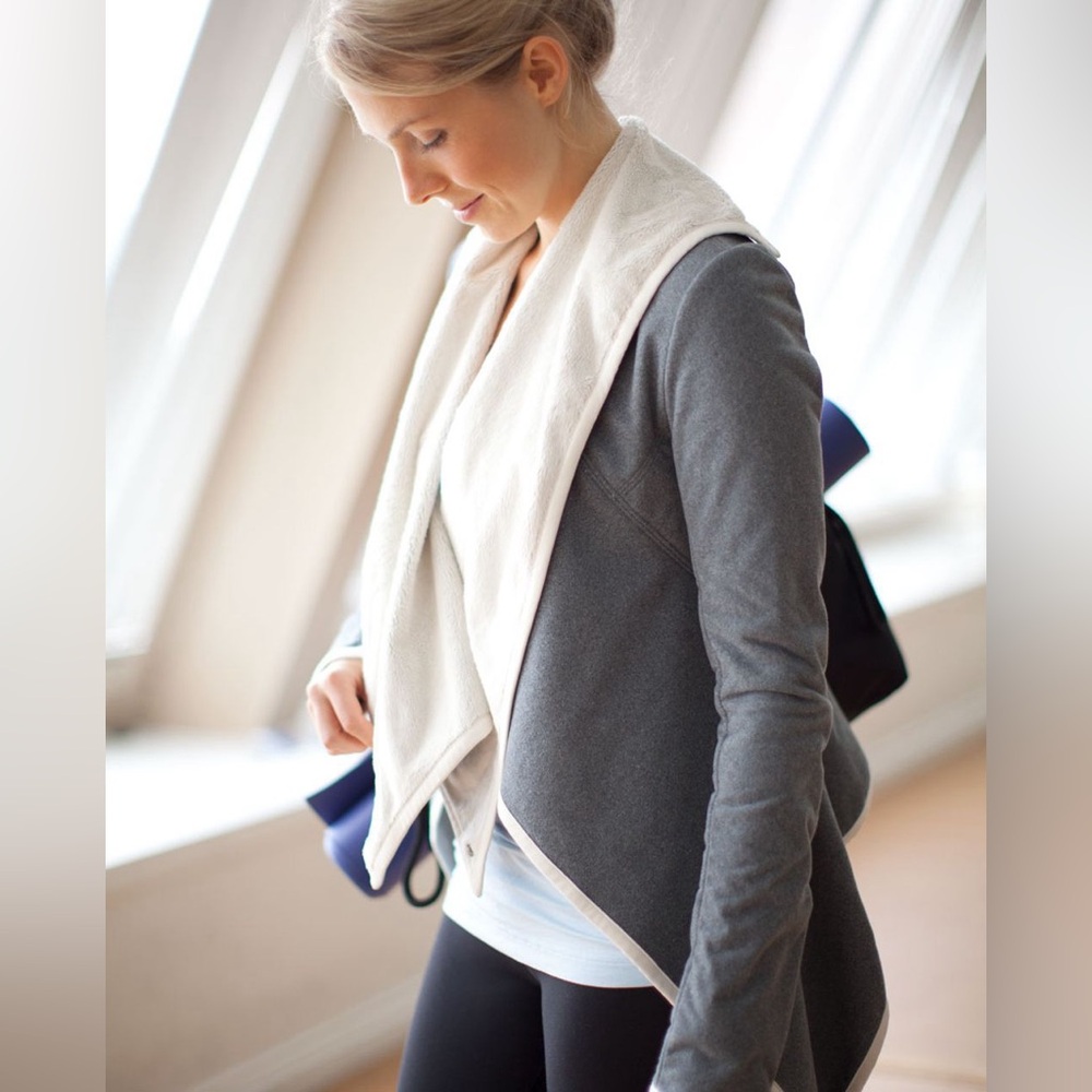 Lululemon Presence Of Mind Jacket Size 6